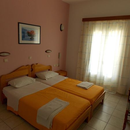 Hotel Aegeon Milopótasz Kültér fotó